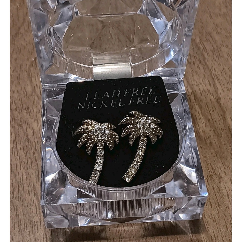 - Gold Tone- Palm Trees / Rhinestone Earrings- New In Box- Nice Classic- Gift‎